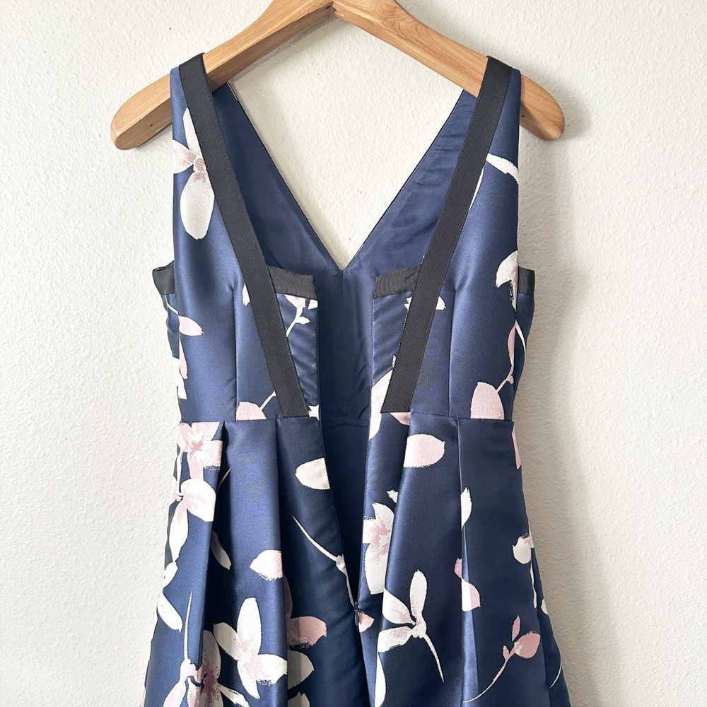 1901 Jacquard Navy Floral Fit Flare Sleeveless Formal Party Dress Women's Size 2 - Picture 11 of 13
